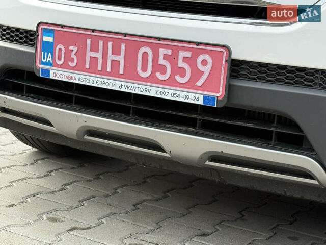 Белый Хендай Санта Фе, объемом двигателя 2.2 л и пробегом 167 тыс. км за 17450 $, фото 19 на Automoto.ua