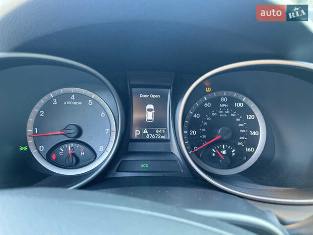 Белый Хендай Санта Фе, объемом двигателя 2.36 л и пробегом 141 тыс. км за 12350 $, фото 16 на Automoto.ua