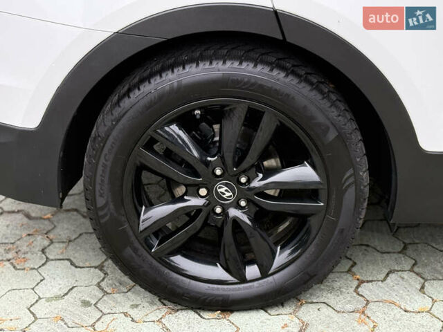 Белый Хендай Санта Фе, объемом двигателя 2.2 л и пробегом 185 тыс. км за 18700 $, фото 24 на Automoto.ua