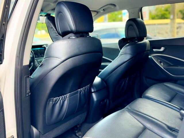 Білий Хендай Санта Фе, об'ємом двигуна 2.2 л та пробігом 100 тис. км за 21000 $, фото 4 на Automoto.ua