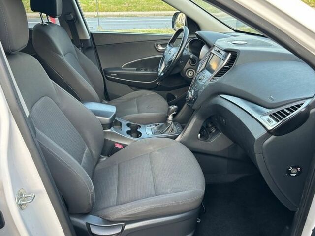 Белый Хендай Санта Фе, объемом двигателя 2 л и пробегом 190 тыс. км за 8300 $, фото 10 на Automoto.ua