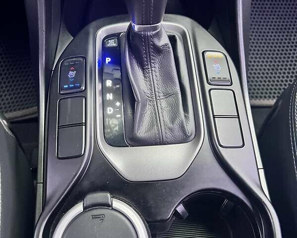 Белый Хендай Санта Фе, объемом двигателя 2 л и пробегом 276 тыс. км за 17700 $, фото 24 на Automoto.ua