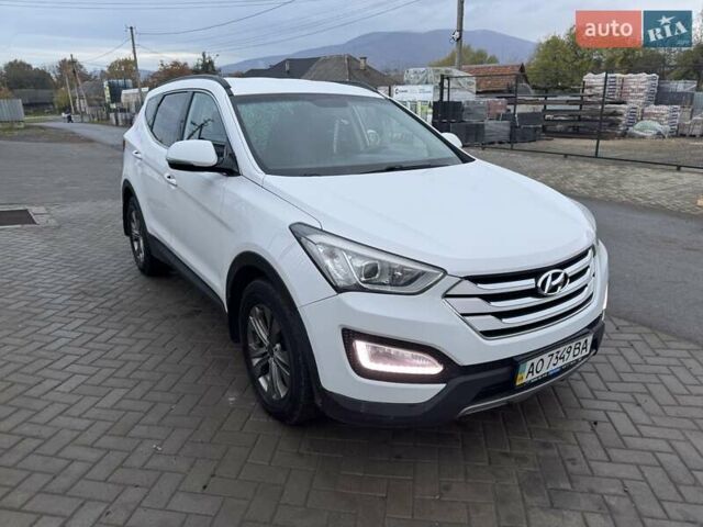 Белый Хендай Санта Фе, объемом двигателя 2.2 л и пробегом 320 тыс. км за 14000 $, фото 15 на Automoto.ua