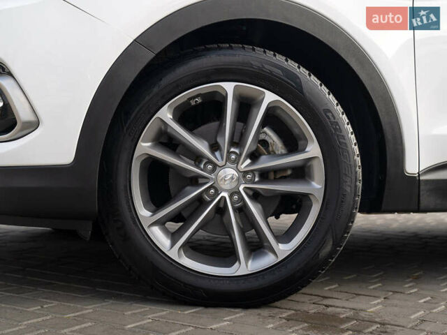 Білий Хендай Санта Фе, об'ємом двигуна 2 л та пробігом 173 тис. км за 18950 $, фото 41 на Automoto.ua