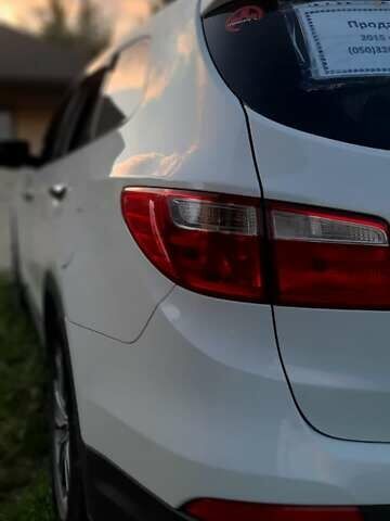 Белый Хендай Санта Фе, объемом двигателя 3.34 л и пробегом 160 тыс. км за 15399 $, фото 18 на Automoto.ua