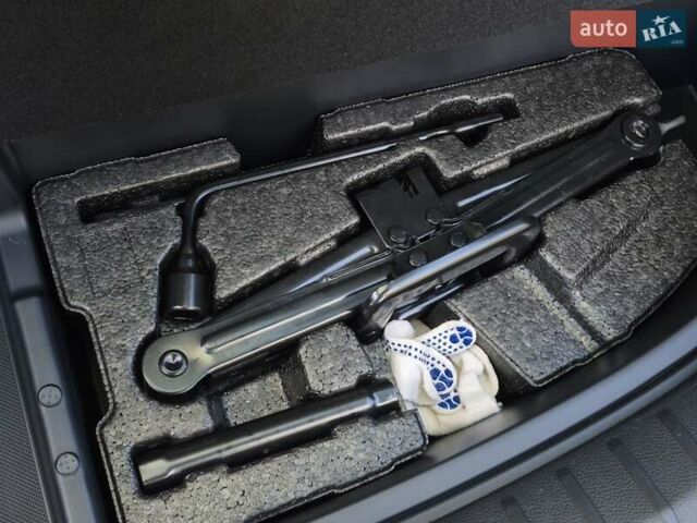 Белый Хендай Санта Фе, объемом двигателя 2.4 л и пробегом 110 тыс. км за 14950 $, фото 7 на Automoto.ua