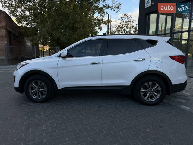 Белый Хендай Санта Фе, объемом двигателя 2.36 л и пробегом 177 тыс. км за 13500 $, фото 15 на Automoto.ua