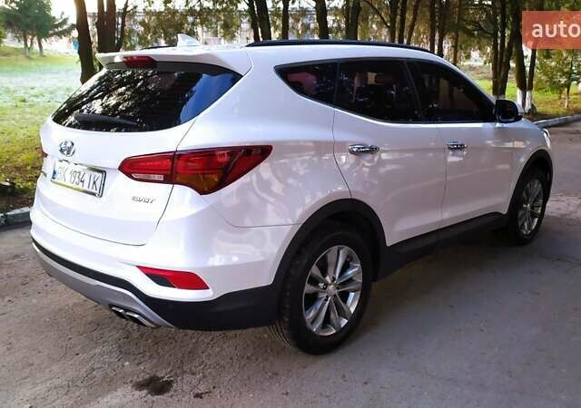 Белый Хендай Санта Фе, объемом двигателя 2 л и пробегом 215 тыс. км за 19000 $, фото 8 на Automoto.ua