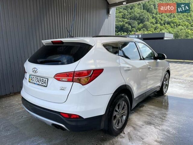 Белый Хендай Санта Фе, объемом двигателя 2.2 л и пробегом 320 тыс. км за 14000 $, фото 7 на Automoto.ua