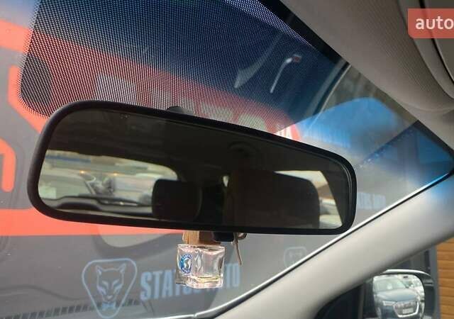 Белый Хендай Санта Фе, объемом двигателя 2.36 л и пробегом 152 тыс. км за 12500 $, фото 26 на Automoto.ua