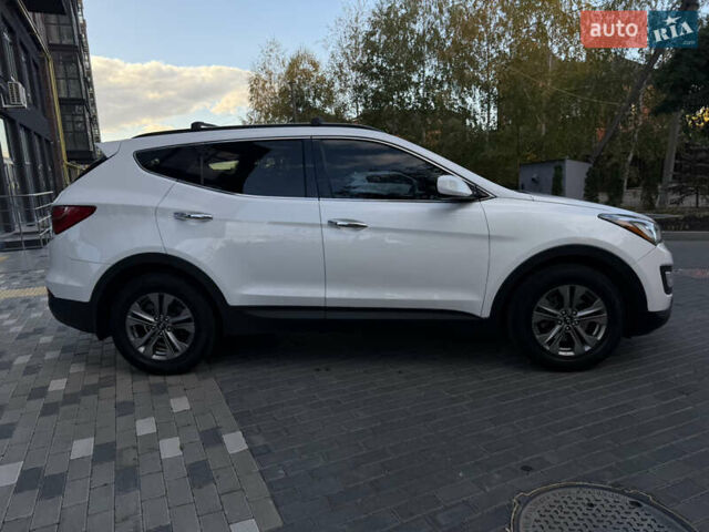 Білий Хендай Санта Фе, об'ємом двигуна 2.36 л та пробігом 177 тис. км за 13300 $, фото 43 на Automoto.ua
