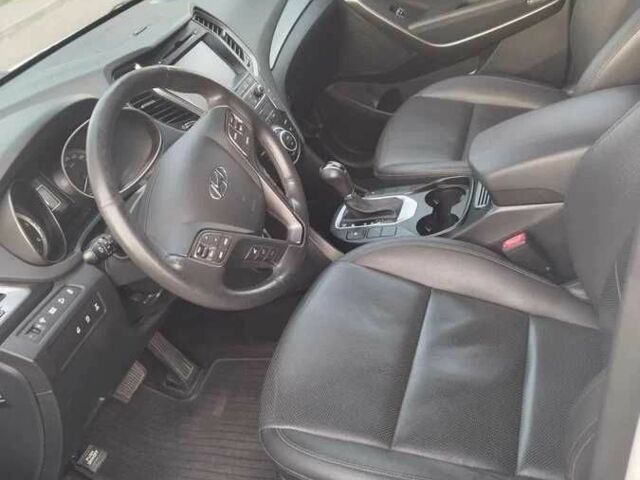 Білий Хендай Санта Фе, об'ємом двигуна 2.2 л та пробігом 160 тис. км за 16800 $, фото 5 на Automoto.ua