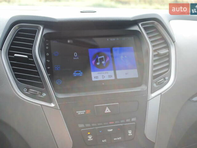 Белый Хендай Санта Фе, объемом двигателя 2.36 л и пробегом 158 тыс. км за 12900 $, фото 19 на Automoto.ua