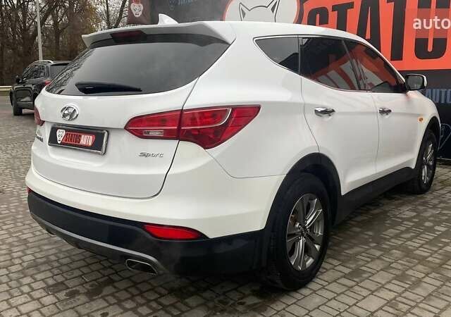 Белый Хендай Санта Фе, объемом двигателя 2.36 л и пробегом 152 тыс. км за 12500 $, фото 6 на Automoto.ua