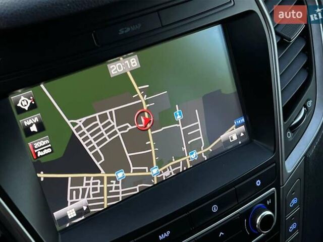 Белый Хендай Санта Фе, объемом двигателя 2.2 л и пробегом 270 тыс. км за 19700 $, фото 8 на Automoto.ua