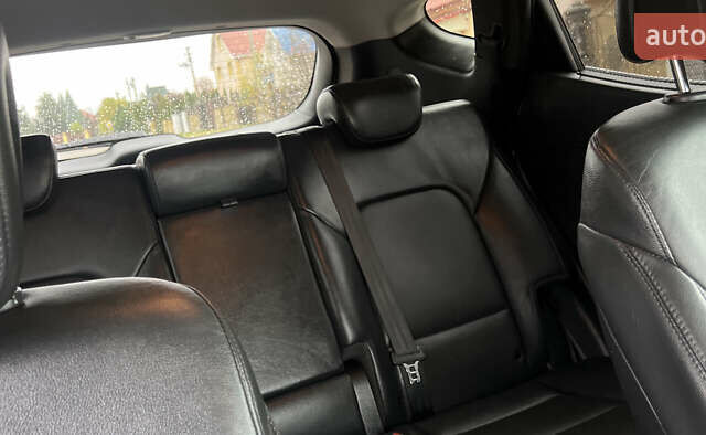 Белый Хендай Санта Фе, объемом двигателя 2.2 л и пробегом 226 тыс. км за 18999 $, фото 16 на Automoto.ua