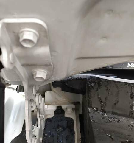 Белый Хендай Санта Фе, объемом двигателя 2 л и пробегом 215 тыс. км за 19000 $, фото 22 на Automoto.ua