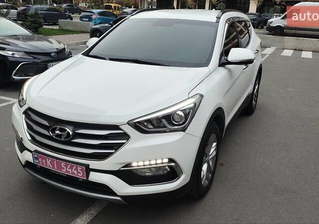 Белый Хендай Санта Фе, объемом двигателя 2 л и пробегом 179 тыс. км за 18800 $, фото 12 на Automoto.ua