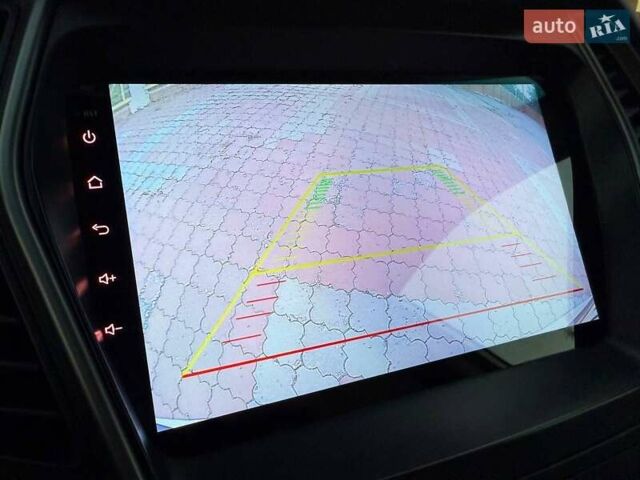 Білий Хендай Санта Фе, об'ємом двигуна 2 л та пробігом 133 тис. км за 13950 $, фото 44 на Automoto.ua