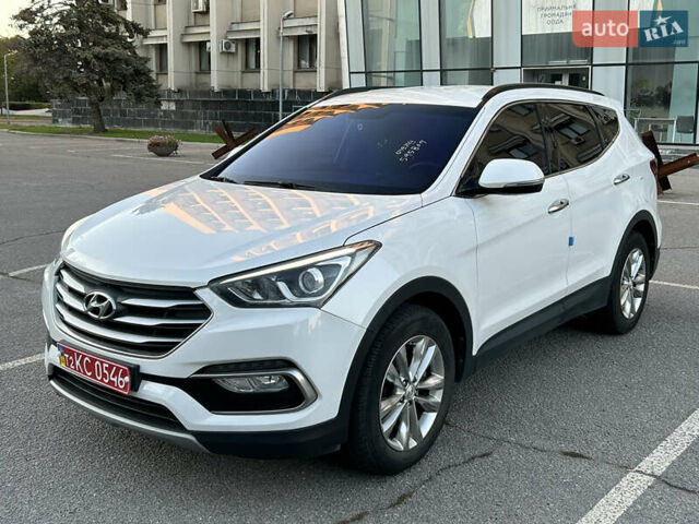 Білий Хендай Санта Фе, об'ємом двигуна 2 л та пробігом 164 тис. км за 18500 $, фото 1 на Automoto.ua