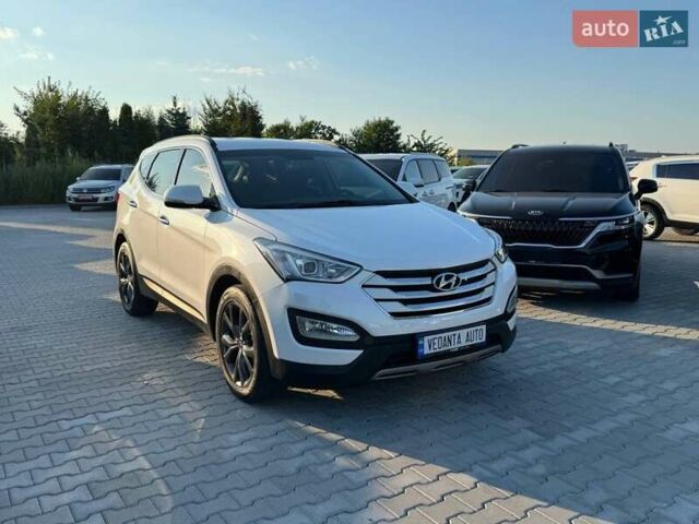 Білий Хендай Санта Фе, об'ємом двигуна 2 л та пробігом 218 тис. км за 17800 $, фото 2 на Automoto.ua