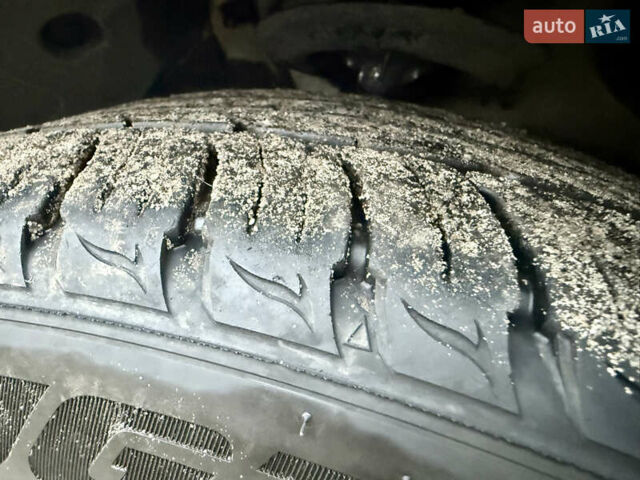 Белый Хендай Санта Фе, объемом двигателя 2 л и пробегом 210 тыс. км за 17500 $, фото 28 на Automoto.ua