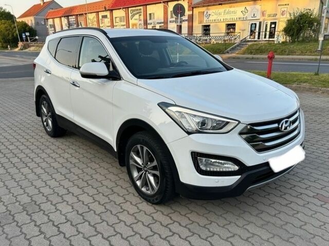 Белый Хендай Санта Фе, объемом двигателя 2 л и пробегом 190 тыс. км за 8300 $, фото 1 на Automoto.ua