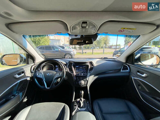 Белый Хендай Санта Фе, объемом двигателя 2.2 л и пробегом 214 тыс. км за 18500 $, фото 10 на Automoto.ua