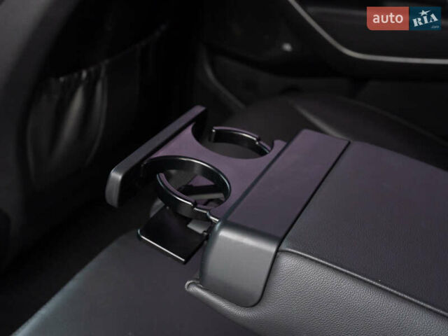 Білий Хендай Санта Фе, об'ємом двигуна 2 л та пробігом 173 тис. км за 18950 $, фото 36 на Automoto.ua