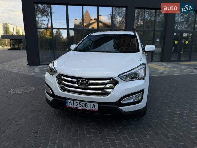 Белый Хендай Санта Фе, объемом двигателя 2.36 л и пробегом 177 тыс. км за 13500 $, фото 4 на Automoto.ua