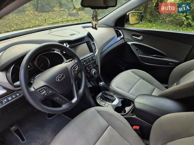 Белый Хендай Санта Фе, объемом двигателя 2.4 л и пробегом 110 тыс. км за 14950 $, фото 30 на Automoto.ua