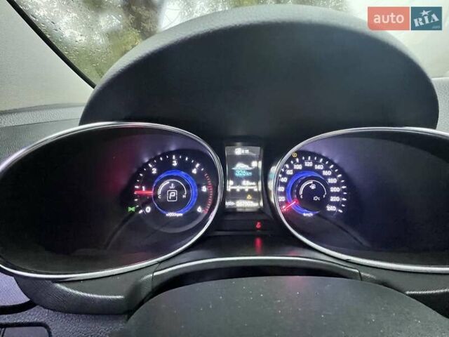 Белый Хендай Санта Фе, объемом двигателя 2 л и пробегом 276 тыс. км за 17700 $, фото 10 на Automoto.ua