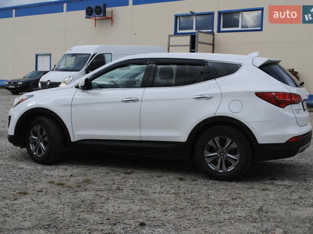 Белый Хендай Санта Фе, объемом двигателя 2.36 л и пробегом 158 тыс. км за 12900 $, фото 8 на Automoto.ua