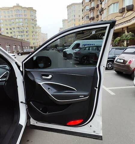 Белый Хендай Санта Фе, объемом двигателя 2 л и пробегом 179 тыс. км за 18800 $, фото 32 на Automoto.ua