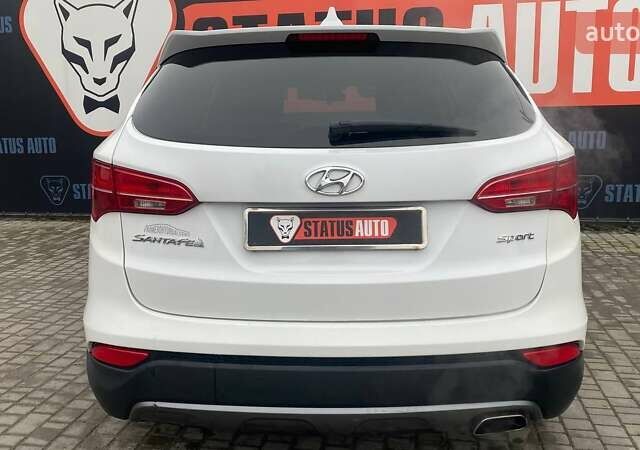 Белый Хендай Санта Фе, объемом двигателя 2.36 л и пробегом 152 тыс. км за 12500 $, фото 5 на Automoto.ua