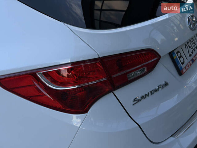 Белый Хендай Санта Фе, объемом двигателя 2.36 л и пробегом 177 тыс. км за 13500 $, фото 62 на Automoto.ua