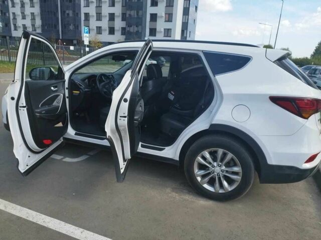 Білий Хендай Санта Фе, об'ємом двигуна 2.2 л та пробігом 160 тис. км за 16800 $, фото 1 на Automoto.ua