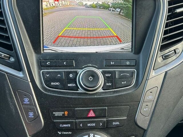 Белый Хендай Санта Фе, объемом двигателя 2 л и пробегом 190 тыс. км за 8300 $, фото 16 на Automoto.ua