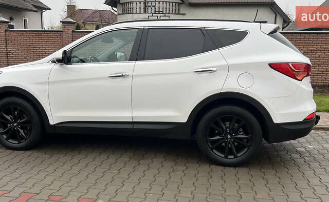 Белый Хендай Санта Фе, объемом двигателя 2.2 л и пробегом 226 тыс. км за 18999 $, фото 21 на Automoto.ua