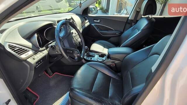 Белый Хендай Санта Фе, объемом двигателя 2.2 л и пробегом 203 тыс. км за 20600 $, фото 14 на Automoto.ua