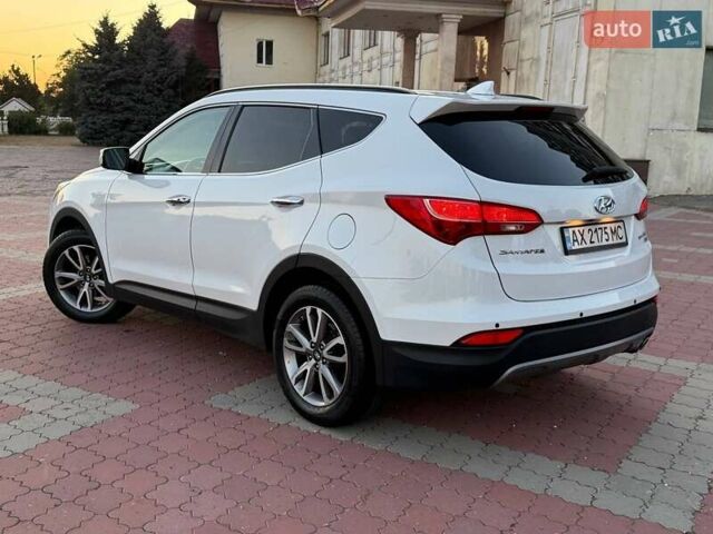 Білий Хендай Санта Фе, об'ємом двигуна 2 л та пробігом 133 тис. км за 13950 $, фото 5 на Automoto.ua