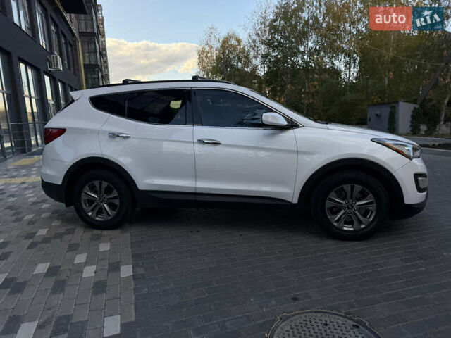 Белый Хендай Санта Фе, объемом двигателя 2.36 л и пробегом 177 тыс. км за 13500 $, фото 44 на Automoto.ua