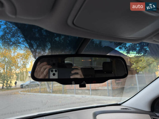 Белый Хендай Санта Фе, объемом двигателя 2.36 л и пробегом 177 тыс. км за 13500 $, фото 78 на Automoto.ua