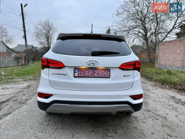 Белый Хендай Санта Фе, объемом двигателя 2 л и пробегом 210 тыс. км за 17500 $, фото 8 на Automoto.ua