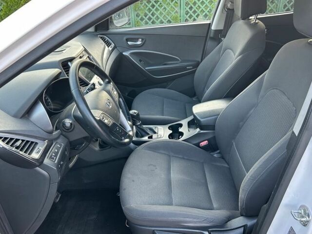 Белый Хендай Санта Фе, объемом двигателя 2 л и пробегом 190 тыс. км за 8300 $, фото 14 на Automoto.ua