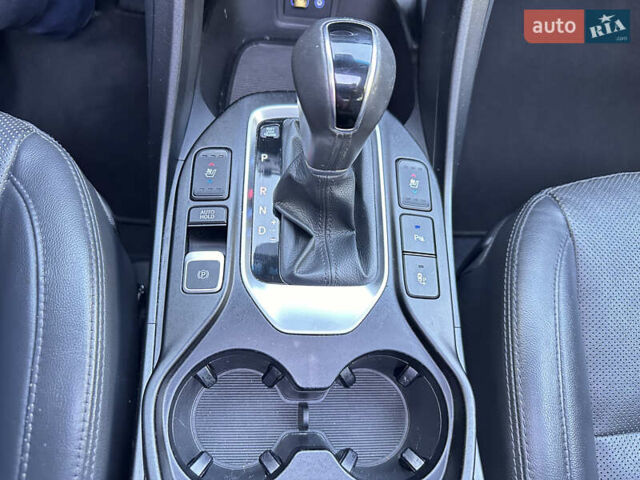 Белый Хендай Санта Фе, объемом двигателя 2.2 л и пробегом 158 тыс. км за 23600 $, фото 66 на Automoto.ua