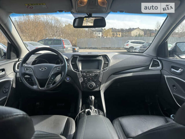 Белый Хендай Санта Фе, объемом двигателя 2 л и пробегом 170 тыс. км за 19000 $, фото 20 на Automoto.ua