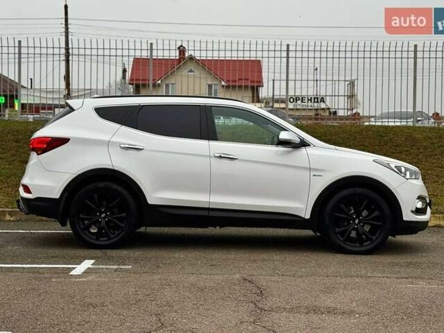 Белый Хендай Санта Фе, объемом двигателя 2.2 л и пробегом 211 тыс. км за 21990 $, фото 13 на Automoto.ua