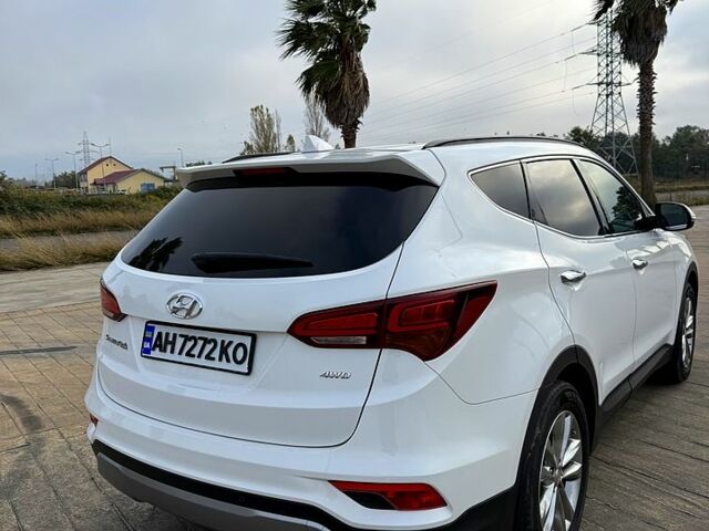 Белый Хендай Санта Фе, объемом двигателя 2.4 л и пробегом 110 тыс. км за 18500 $, фото 2 на Automoto.ua