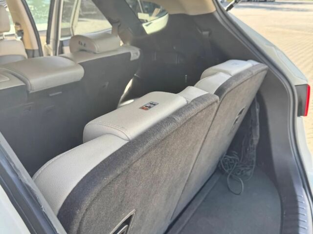 Белый Хендай Санта Фе, объемом двигателя 2 л и пробегом 154 тыс. км за 9500 $, фото 8 на Automoto.ua